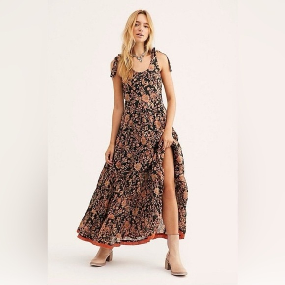 Free People Dresses & Skirts - Free People Kika's Maxi Dress Kikas Black Floral Size S Boho Coastal Cottage